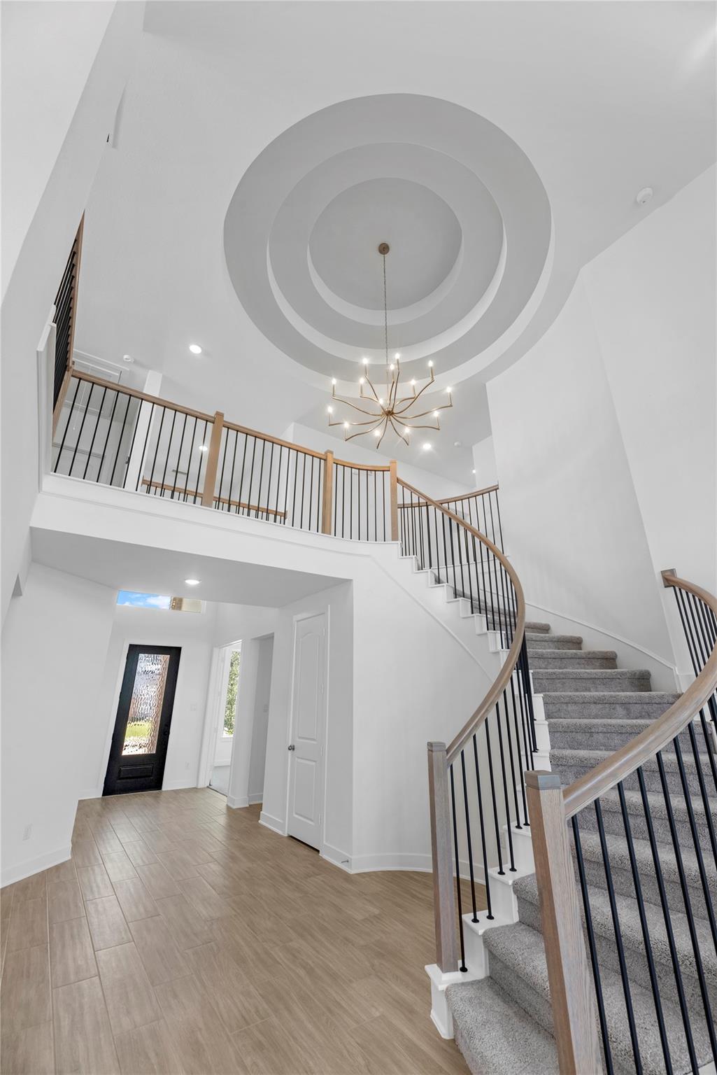 1611 Summer Pine Court