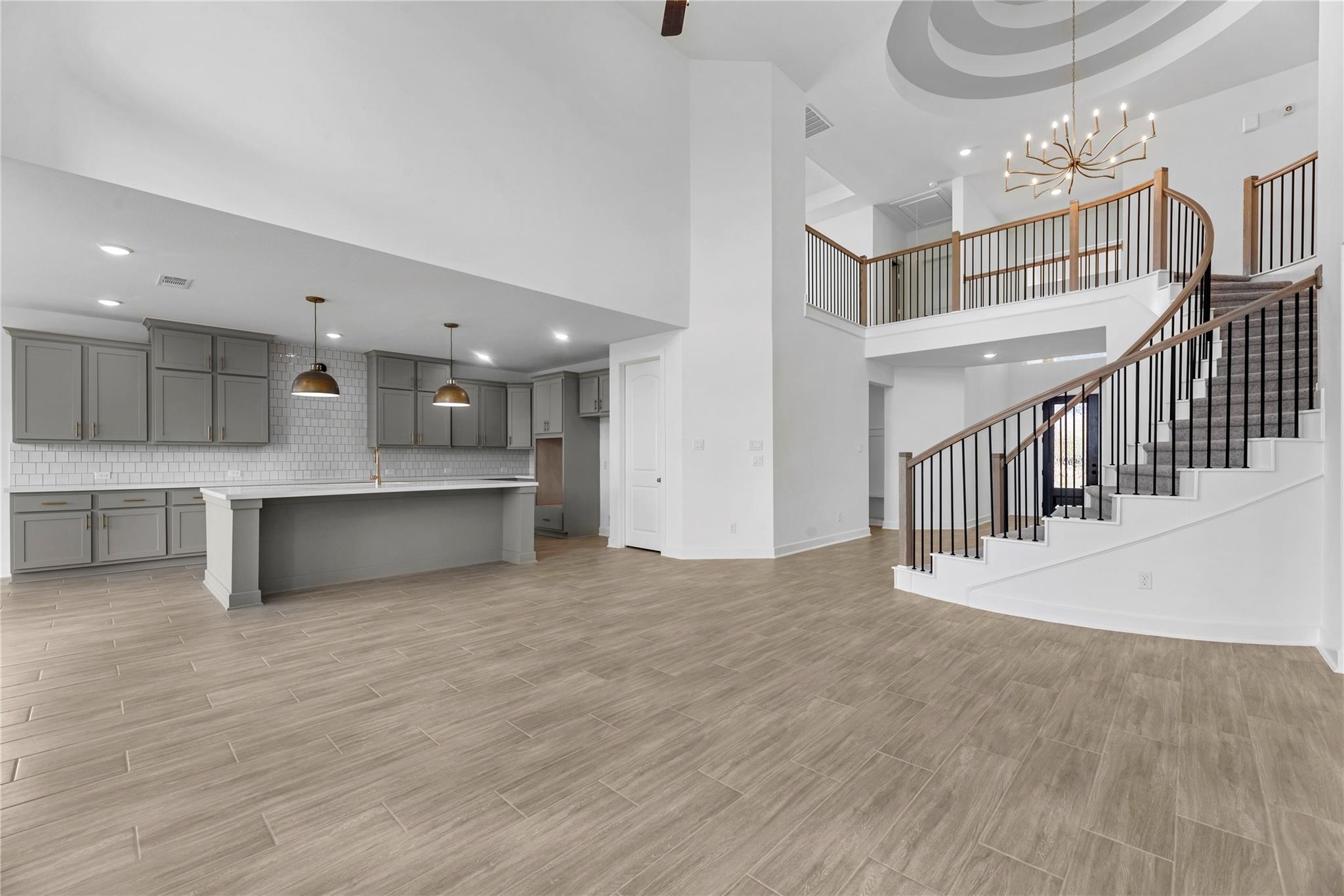 1611 Summer Pine Court