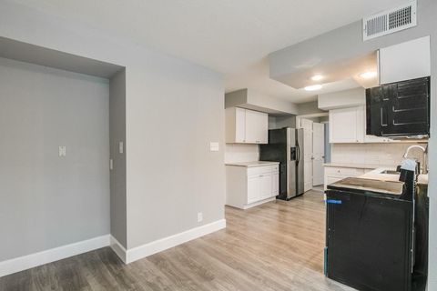 Tiny photo for 6106 Morningcrest Court, Spring, TX 77389 (MLS # 89187235)