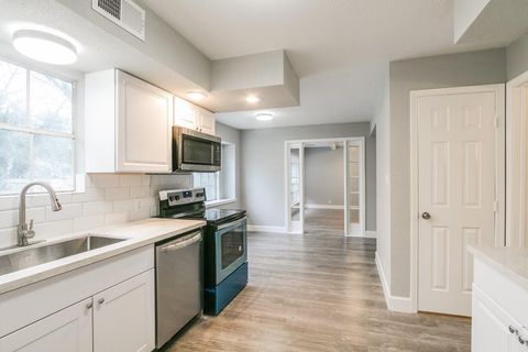 Tiny photo for 6106 Morningcrest Court, Spring, TX 77389 (MLS # 89187235)