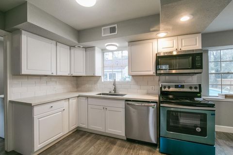 Tiny photo for 6106 Morningcrest Court, Spring, TX 77389 (MLS # 89187235)