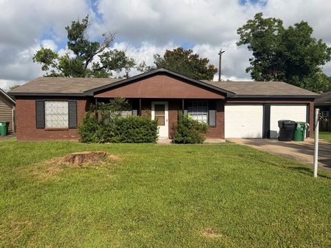Photo of 12607 Bauman Road, Houston, TX 77037 (MLS # 67604581)