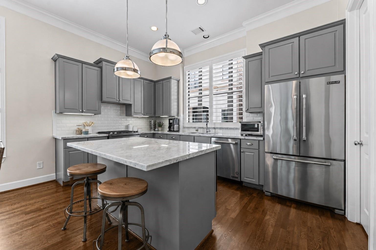 1209 W 24th Street B