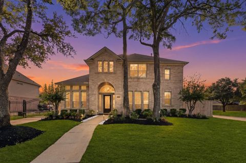 Homes For Sale - 13735 Greenwood Manor Drive<br/> Cypress, TX 77429