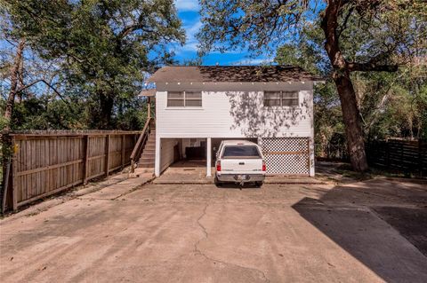 Photo of 1312 20th Street #GA, Huntsville, TX 77340 (MLS # 20836744)