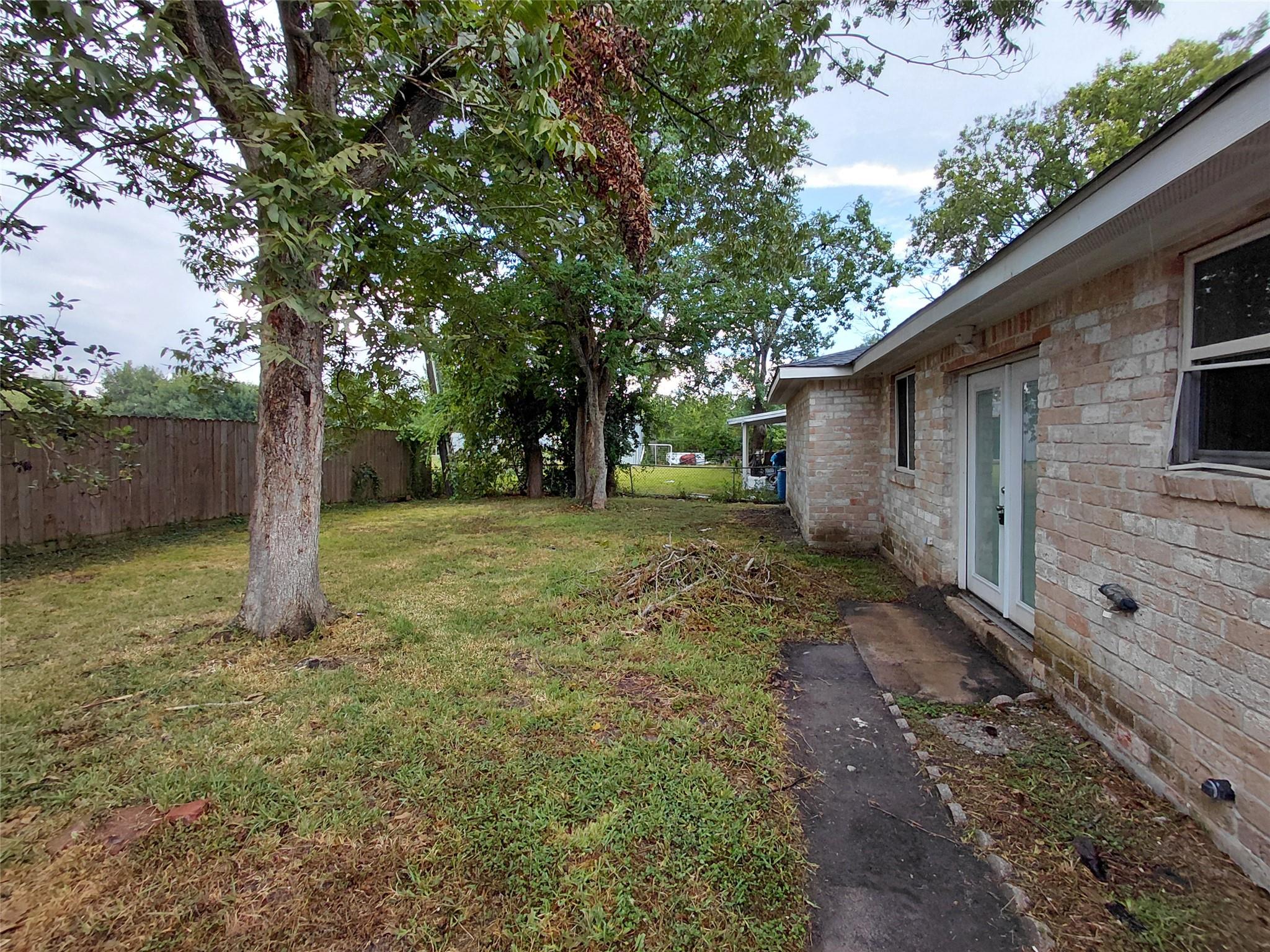 714 Ivyhollow Drive