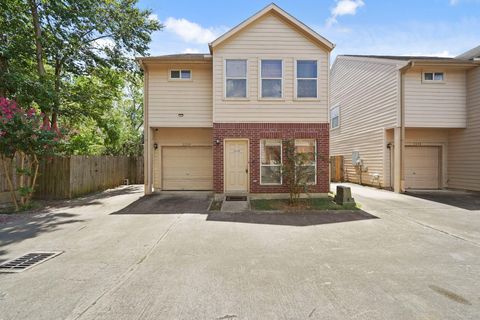 Photo of 2230 Naomi Street, Houston, TX 77054 (MLS # 70834936)