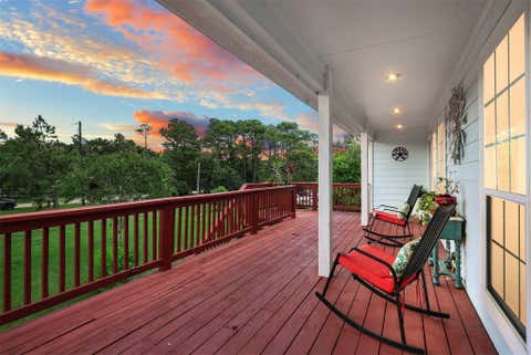 Photo of 1003 S Country Club Drive, La Porte, TX 77571 (MLS # 10933464)