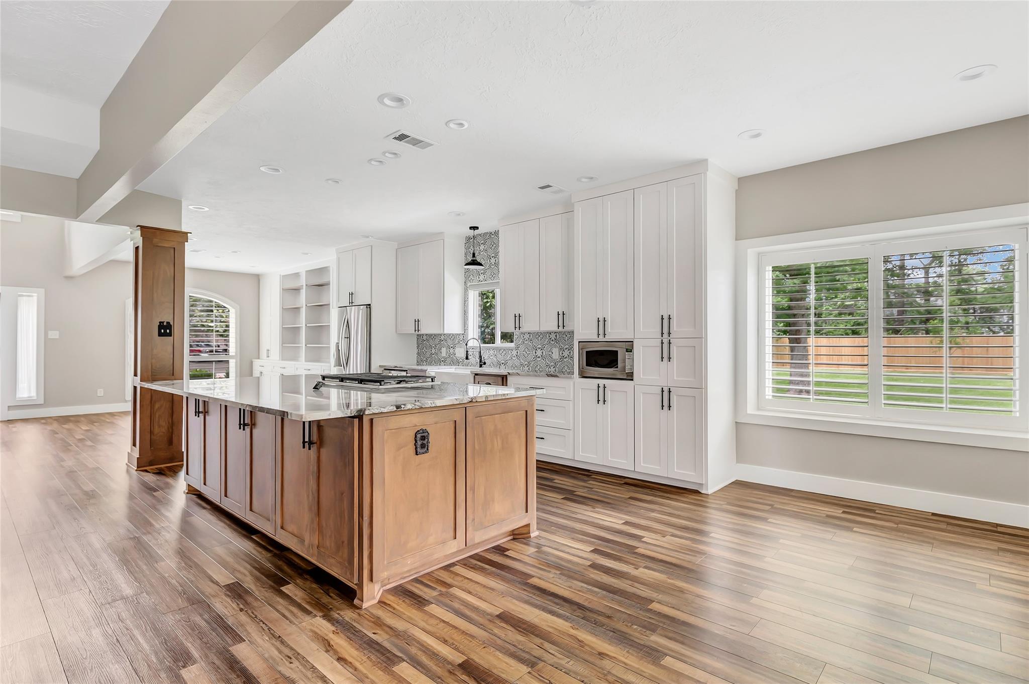 16018 Broadwater Drive