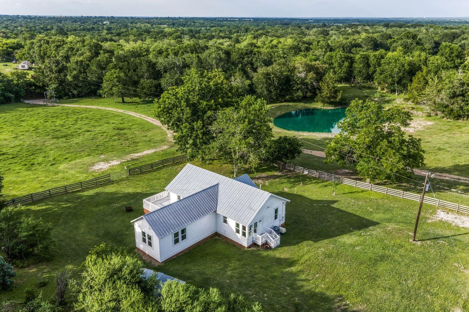 19576 Pickens Road