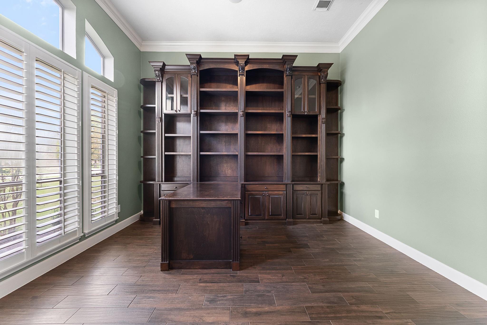 7938 Wooded Way Drive