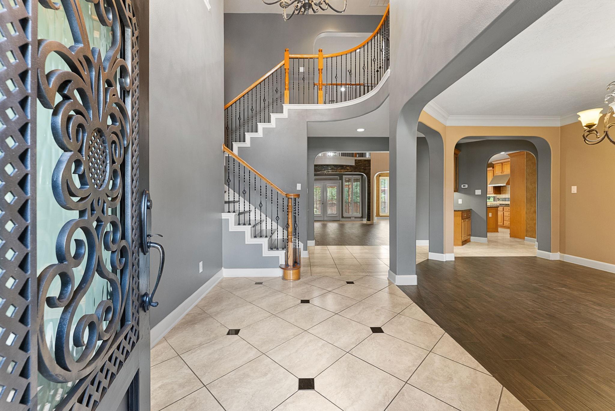 7938 Wooded Way Drive