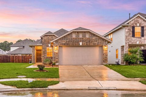 Photo of 10422 Milford Woods Lane, Tomball, TX 77375 (MLS # 50623331)