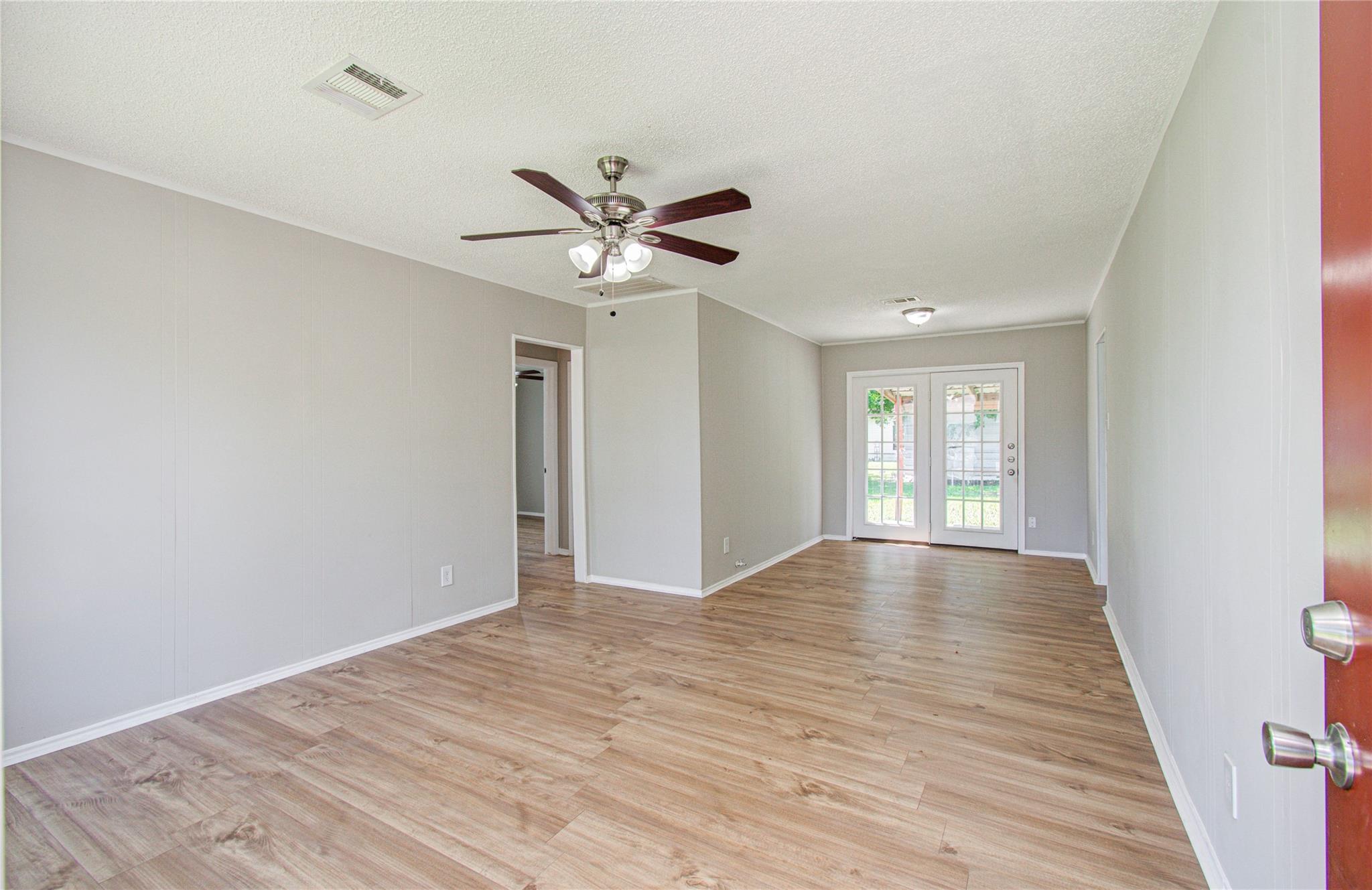 2802 Windsor Lane