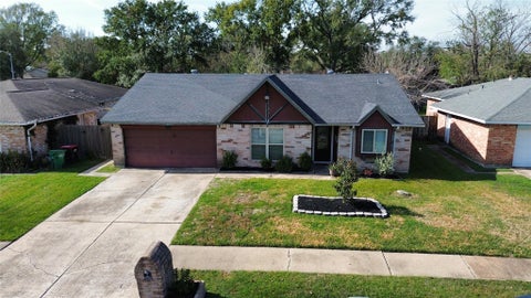 Photo of 7307 Muirwood Lane, Houston, TX 77041 (MLS # 17976440)
