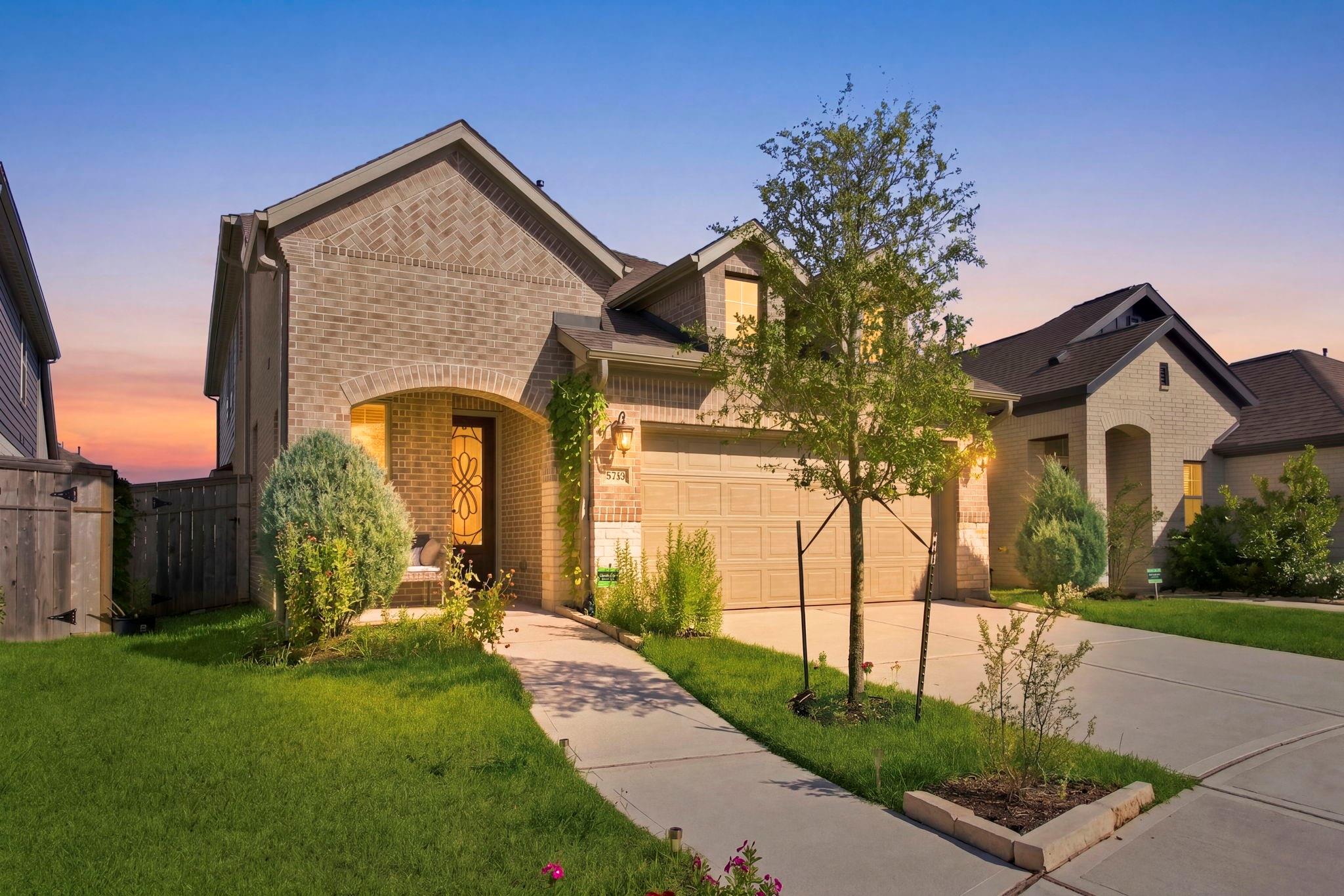 9718 Perdita Trail