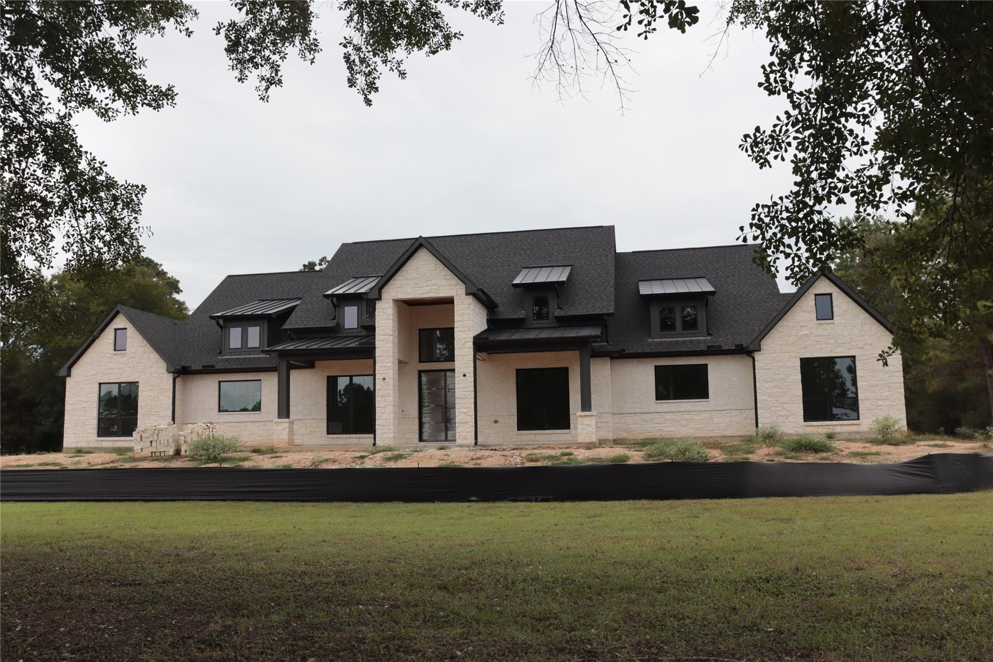 9211 Grand Lake Estates Drive