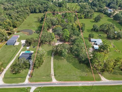 Photo of 390 County Road 2230, Cleveland, TX 77327 (MLS # 19217719)