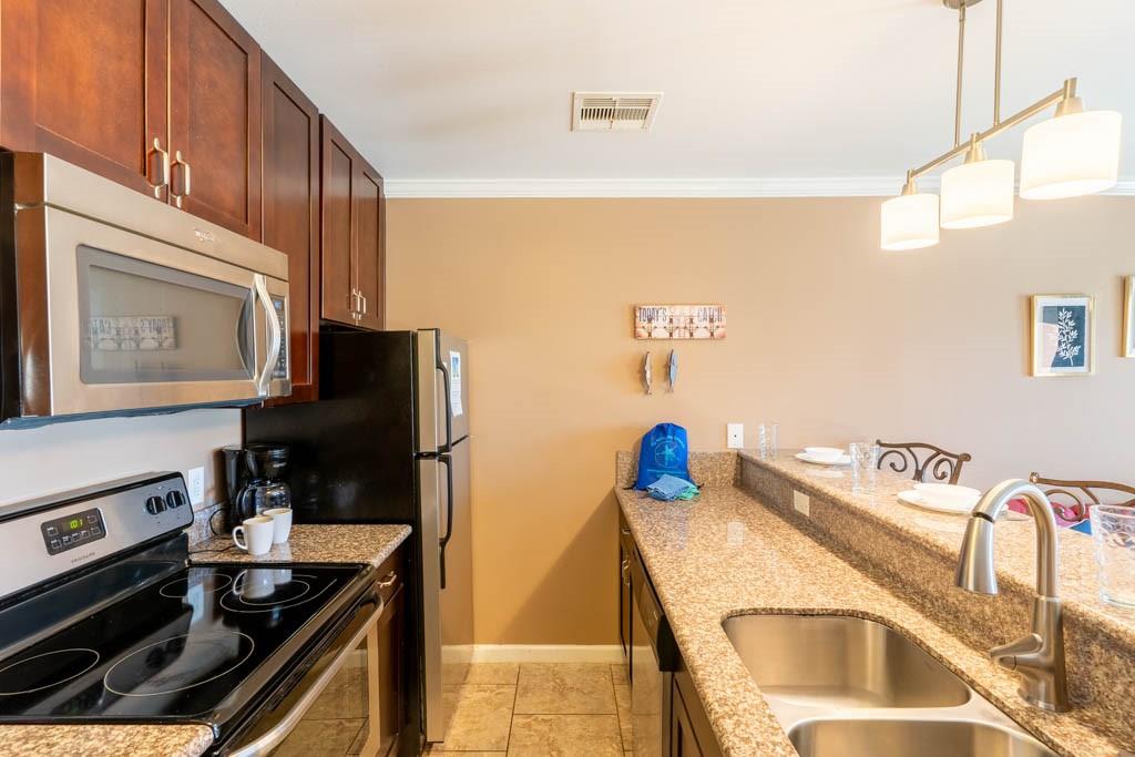 9520 Seawall Boulevard 143