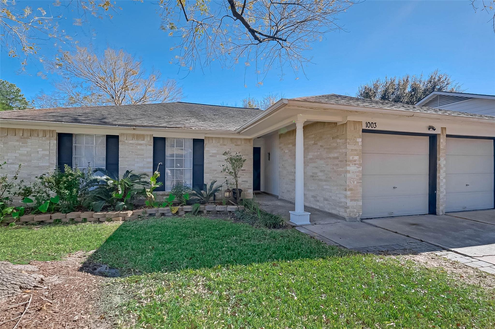 1003 Shadow Mountain Drive
