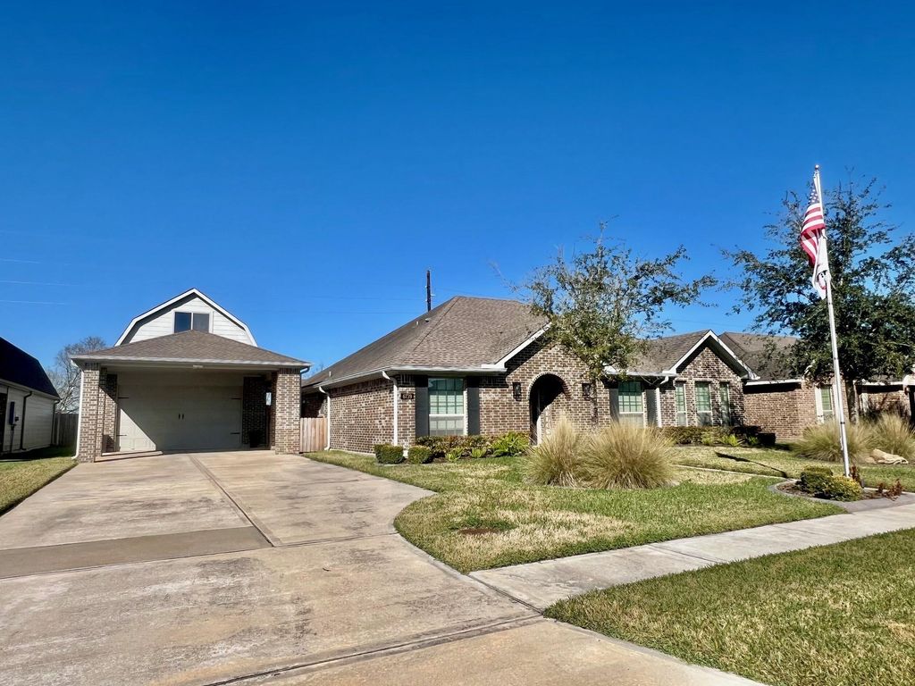 Photo of 6739 Arlington Drive, Manvel, TX 77578 (MLS # 25349043)