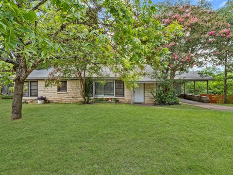 Homes For Rent - 6208 Walnut Hills Drive<br/> Austin, TX 78723