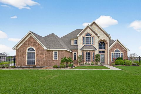 Photo of 5019 Landon Lane, Baytown, TX 77523 (MLS # 55996235)