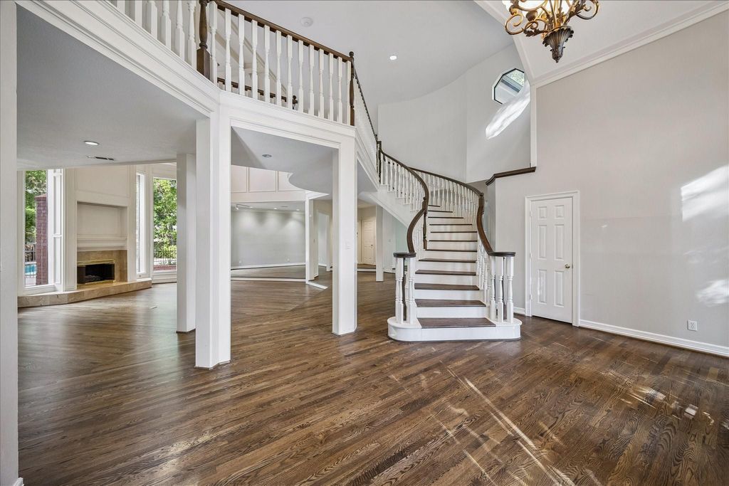 Photo of 15410 Brandonwood Court, Houston, TX 77069 (MLS # 31580732)