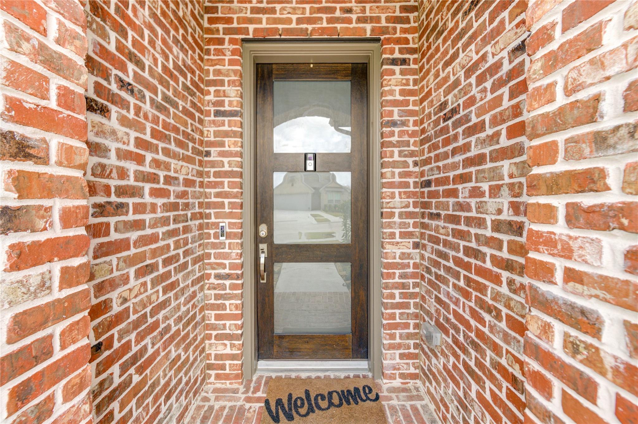 4727 Crest Hill Drive