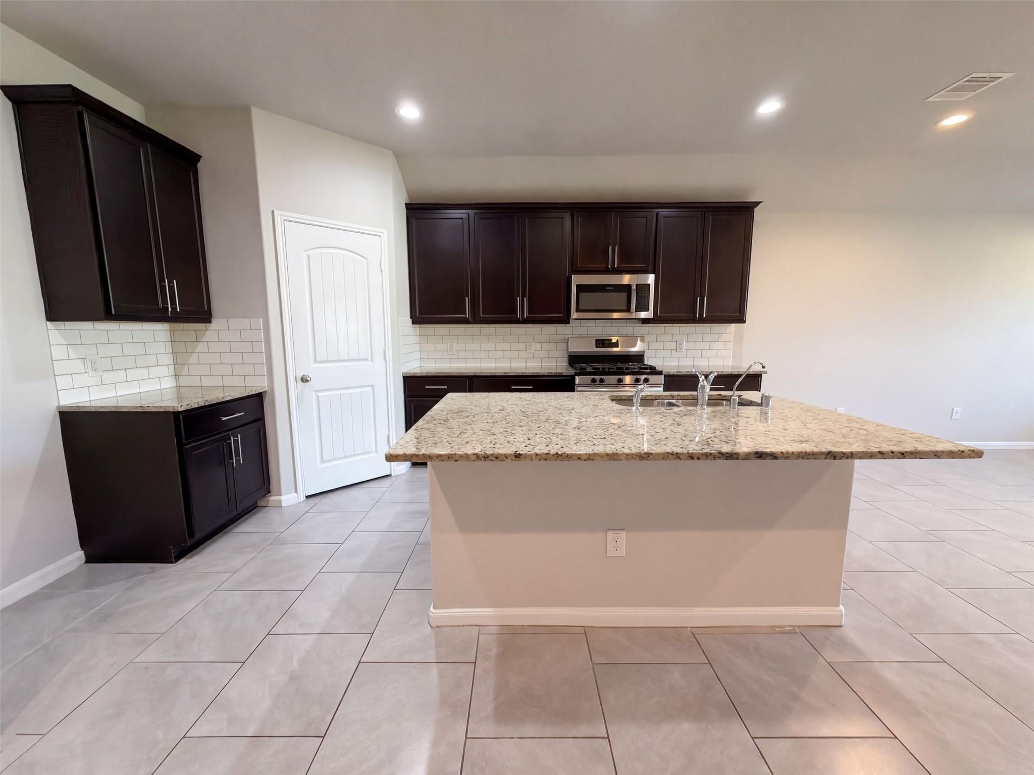8322 Oakleaf Meadow Court