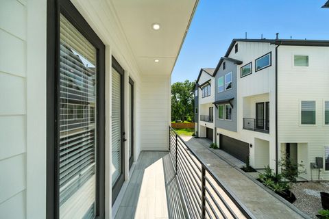 Tiny photo for 2304 Hoskins Drive #D, Houston, TX 77080 (MLS # 56822634)