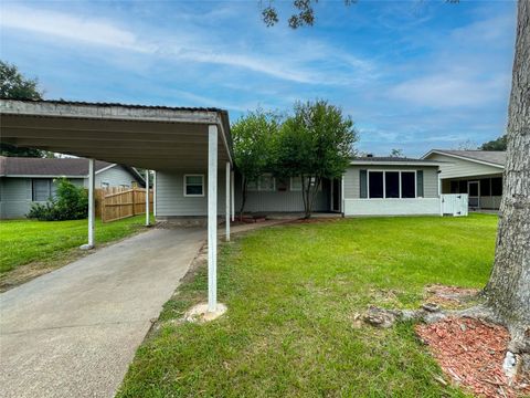 Photo of 640 Parson Drive, Beaumont, TX 77706 (MLS # 78408806)