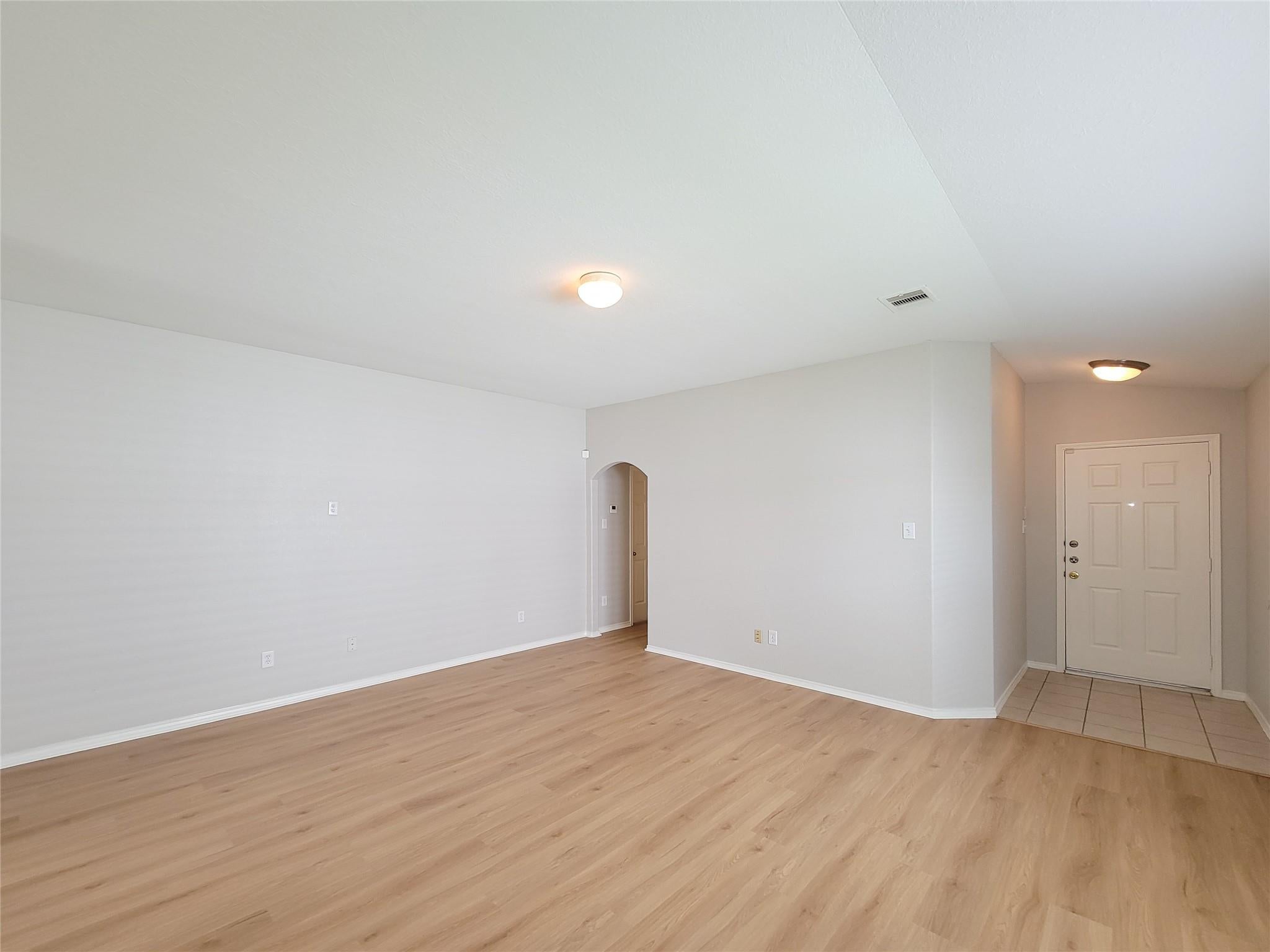 7438 Fox Knoll