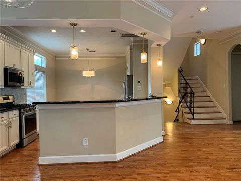 Tiny photo for 406 Fowler Street, Houston, TX 77007 (MLS # 52347084)