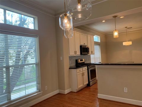 Tiny photo for 406 Fowler Street, Houston, TX 77007 (MLS # 52347084)