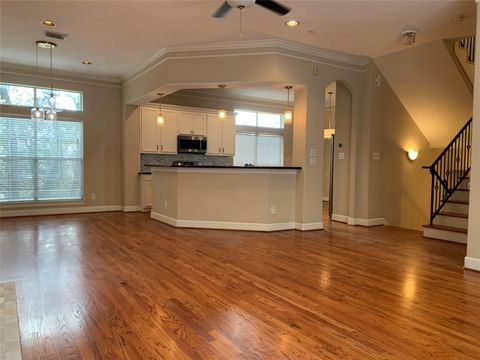 Tiny photo for 406 Fowler Street, Houston, TX 77007 (MLS # 52347084)