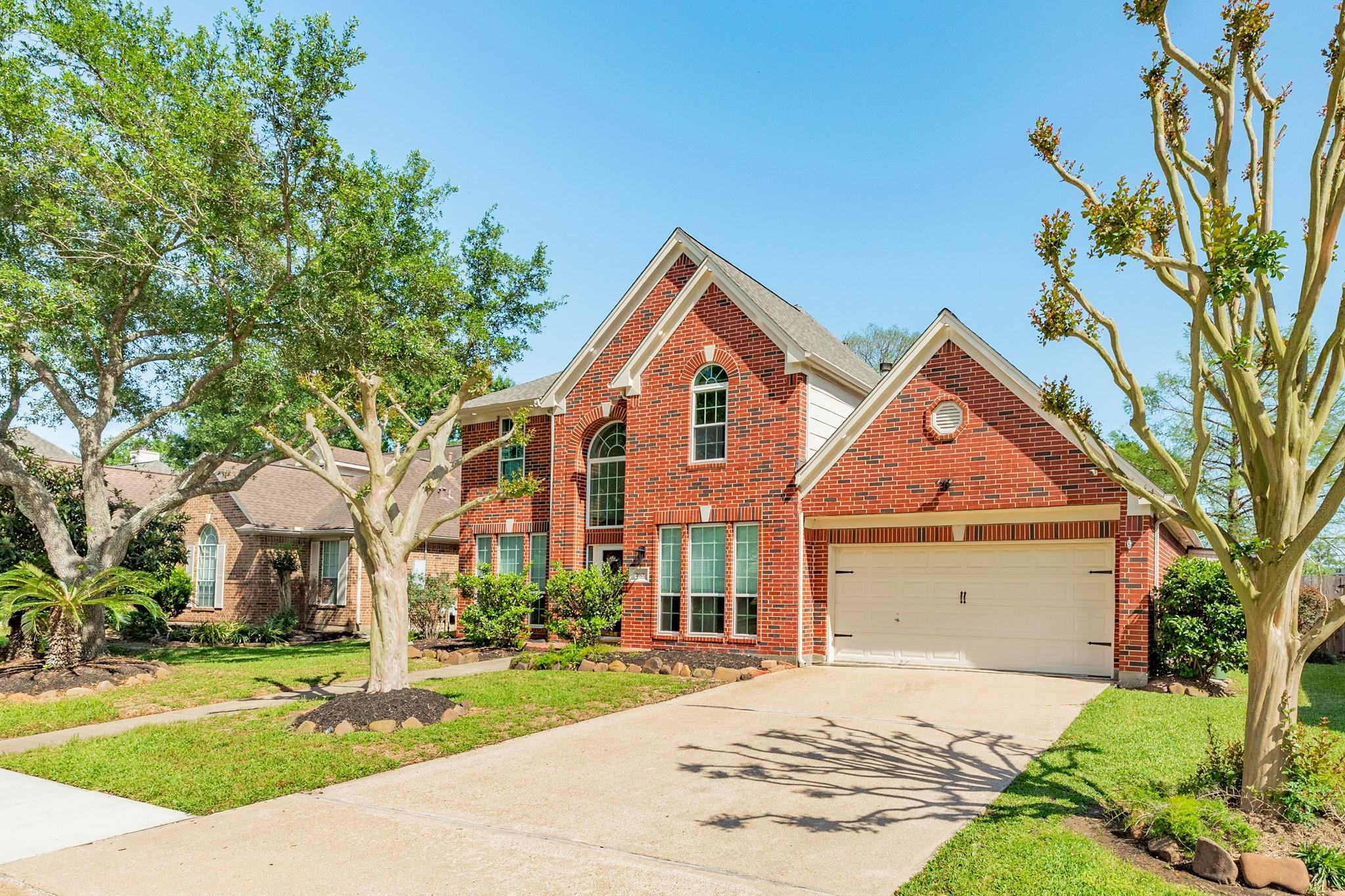 2601 Piney Woods Drive