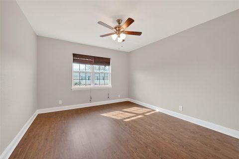 Tiny photo for 6351 Briar Rose Drive #149, Houston, TX 77057 (MLS # 11036890)