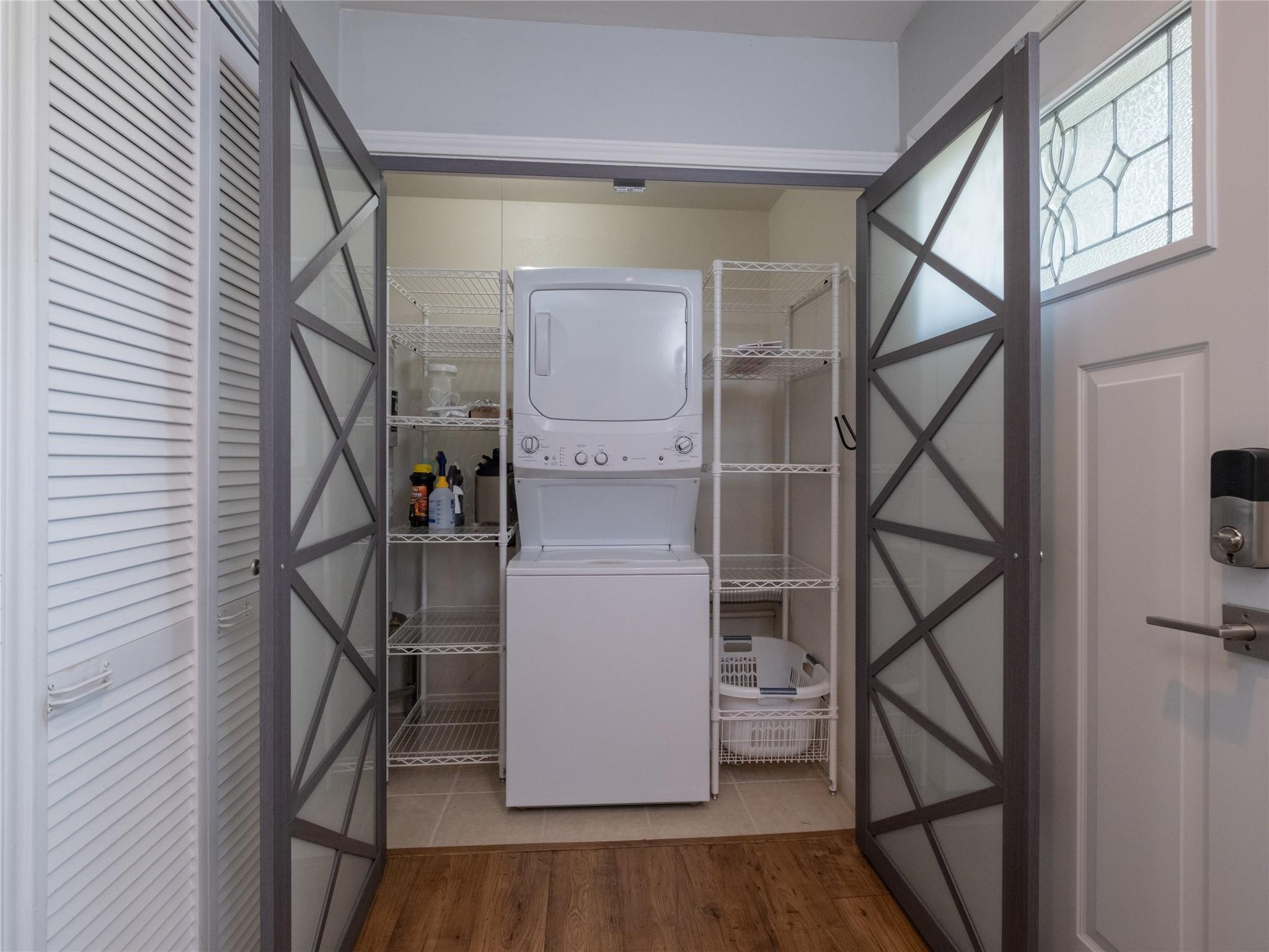 100 Edgewater Drive 44