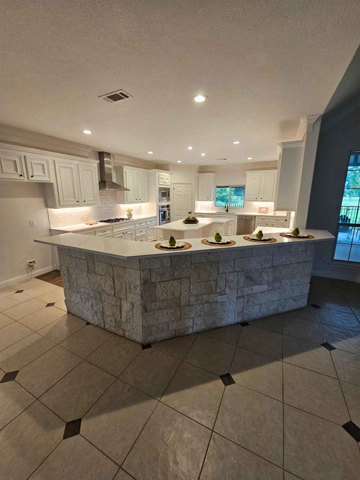 6531 Pool Hill Road