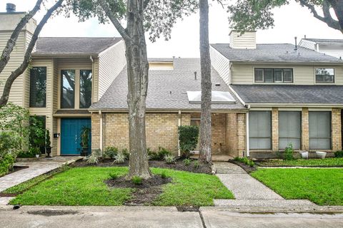 Photo of 9360 Briar Forest Drive, Houston, TX 77063 (MLS # 43961844)