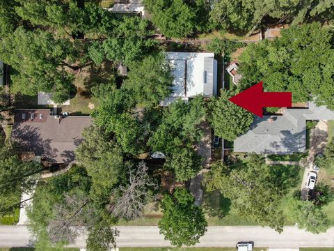 Tiny photo for 403 Spring Woods Drive, Spring, TX 77386 (MLS # 93559739)