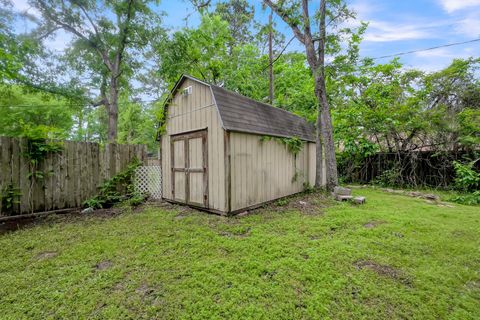 Tiny photo for 403 Spring Woods Drive, Spring, TX 77386 (MLS # 93559739)