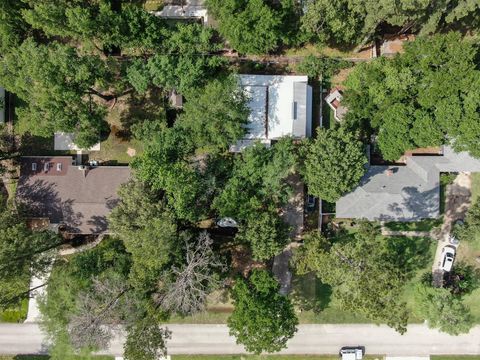 Tiny photo for 403 Spring Woods Drive, Spring, TX 77386 (MLS # 93559739)