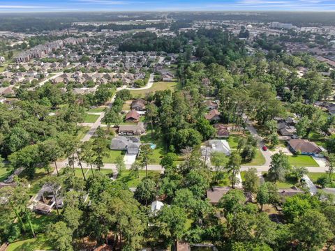 Tiny photo for 403 Spring Woods Drive, Spring, TX 77386 (MLS # 93559739)