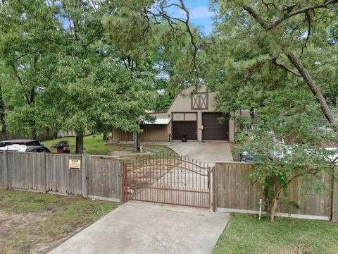 Tiny photo for 403 Spring Woods Drive, Spring, TX 77386 (MLS # 93559739)