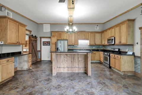 Tiny photo for 403 Spring Woods Drive, Spring, TX 77386 (MLS # 93559739)