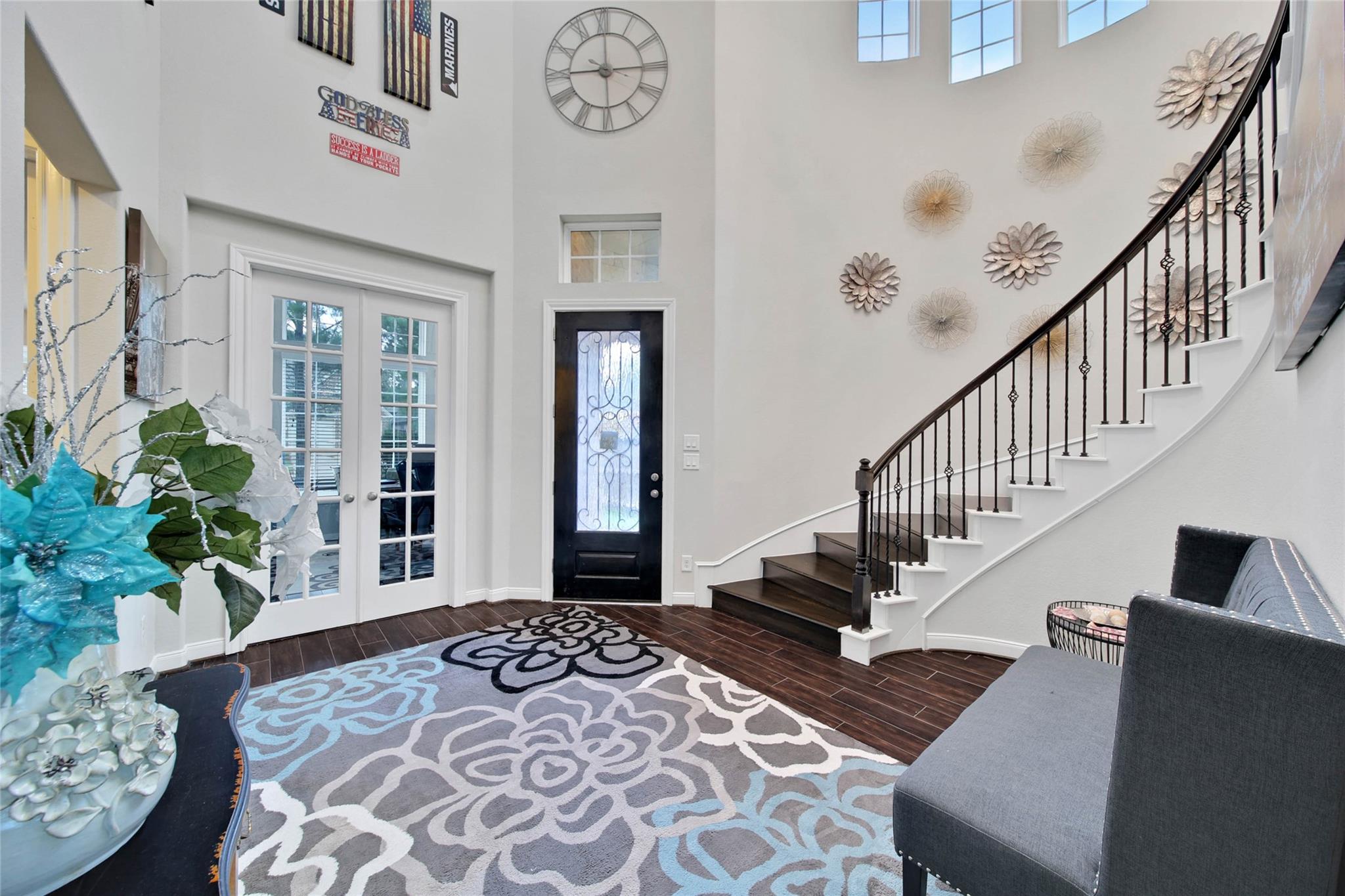 4051 Northern Spruce Dr Drive