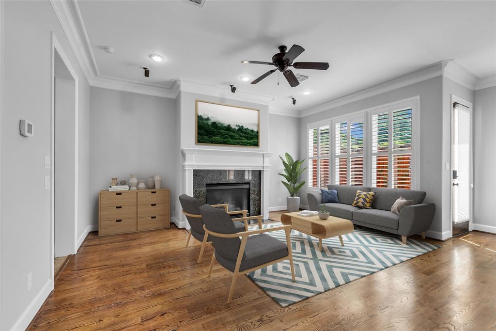 Photo of 1408 Alabama Street, Houston, TX 77004 (MLS # 33833371)