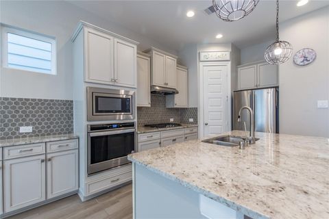 Photo of 10013 Granary Drive, Houston, TX 77080 (MLS # 34784662)